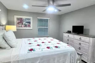 5509 Miles Standish Ln, North Fort Myers, FL 33917 - Photo 9