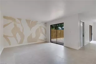4047 Sandlewood Ln, Fort Myers, FL 33907 - Photo 15