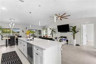 2715 NW 7th St, Cape Coral, FL 33993 - Photo 3