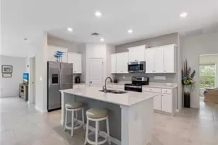3801 Treasure Oak Wy, Fort Myers, FL 33905 - Photo 9