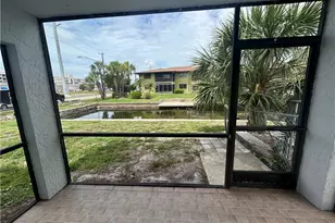 4712 SE 5th Pl, Cape Coral, FL 33904 - Photo 15