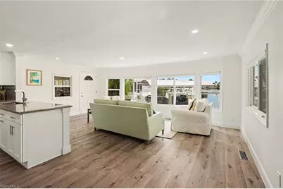 11181 Azalea Ln, Fort Myers Beach, FL 33931 - Photo 5