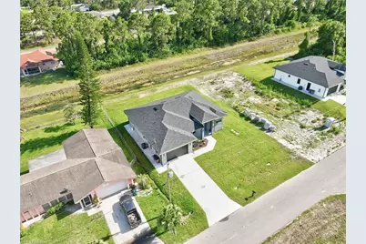 1118 Bari St E, Lehigh Acres, FL 33974 - Photo 47