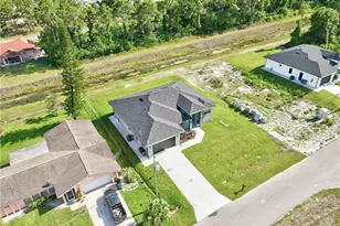 1118 Bari St E, Lehigh Acres, FL 33974 - Photo 47