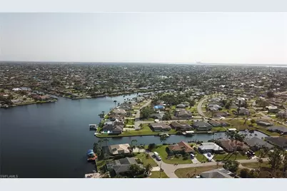 3538 SE 1st Pl, Cape Coral, FL 33904 - Photo 37