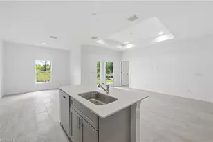 1018 Kent St E, Lehigh Acres, FL 33974 - Photo 9