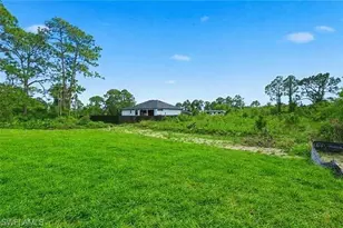 1018 Kent St E, Lehigh Acres, FL 33974 - Photo 29