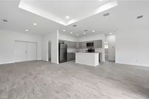 1018 Kent St E, Lehigh Acres, FL 33974 - Photo 5