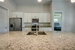 203 SW 14th Ave, Cape Coral, FL 33991 - Photo 17