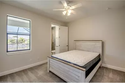 203 SW 14th Ave, Cape Coral, FL 33991 - Photo 25