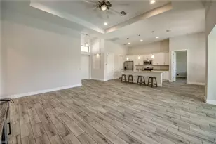 203 SW 14th Ave, Cape Coral, FL 33991 - Photo 11