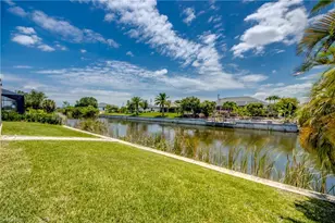 203 SW 14th Ave, Cape Coral, FL 33991 - Photo 41