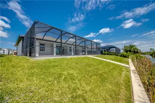 203 SW 14th Ave, Cape Coral, FL 33991 - Photo 43