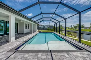 203 SW 14th Ave, Cape Coral, FL 33991 - Photo 37