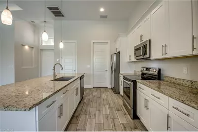 203 SW 14th Ave, Cape Coral, FL 33991 - Photo 15
