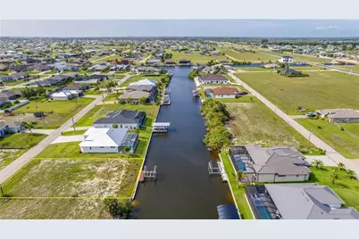 1217 NW 33rd Ave, Cape Coral, FL 33993 - Photo 7
