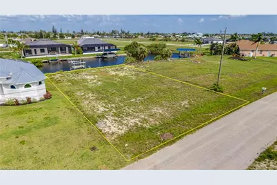 1217 NW 33rd Ave, Cape Coral, FL 33993 - Photo 5
