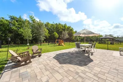 7149 Ponderosa Pine Dr, Fort Myers, FL 33966 - Photo 7