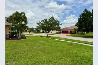 3300 Hampton Blvd, Alva, FL 33920 - Photo 9