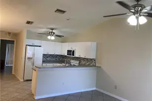 4413 SW 7th Pl, Cape Coral, FL 33914 - Photo 3