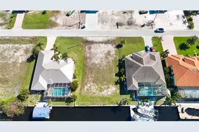722 NW 39th Ave, Cape Coral, FL 33993 - Photo 21