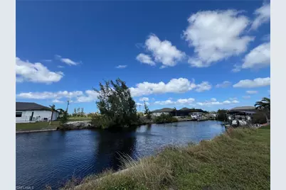 722 NW 39th Ave, Cape Coral, FL 33993 - Photo 5