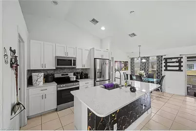 2900 42nd St W, Lehigh Acres, FL 33971 - Photo 15