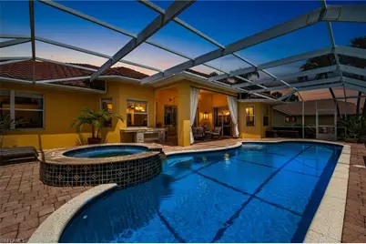 9836 Los Altos Ct, Fort Myers, FL 33919 - Photo 11