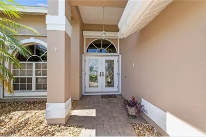 508 SW 6th St, Cape Coral, FL 33991 - Photo 3