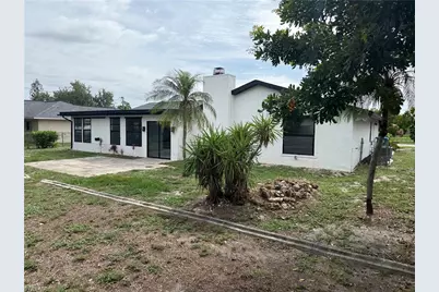 142 SE 1st Ave, Cape Coral, FL 33990 - Photo 23