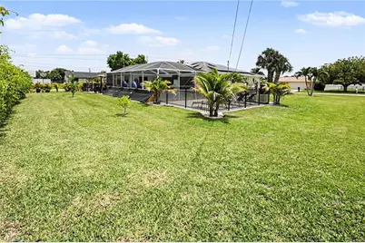 618 SE 11th Pl, Cape Coral, FL 33990 - Photo 31