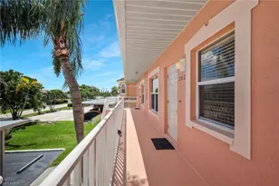 4550 SE 5th Pl, Cape Coral, FL 33904 - Photo 27