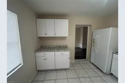 319 Montgomery Ave, Fort Myers, FL 33905 - Photo 5