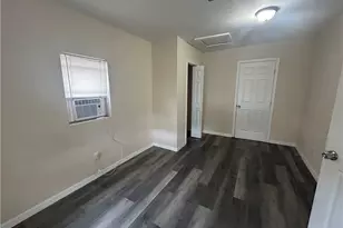 319 Montgomery Ave, Fort Myers, FL 33905 - Photo 7