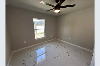 3610 NE 9th Pl, Cape Coral, FL 33909 - Photo 7