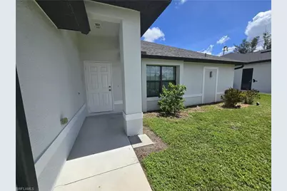 329 SW 21st Ln, Cape Coral, FL 33991 - Photo 3