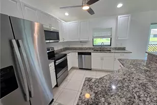 329 SW 21st Ln, Cape Coral, FL 33991 - Photo 9