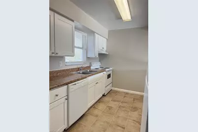 3325 SE 15th Pl #202, Cape Coral, FL 33904 - Photo 3