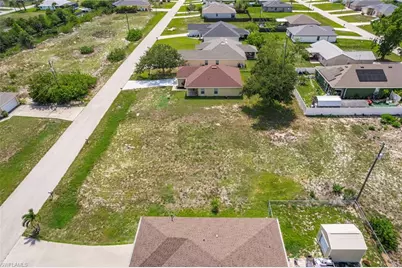 2021 NW 4th St, Cape Coral, FL 33993 - Photo 5