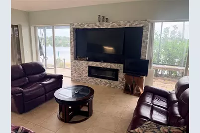 247 SE 6th St, Cape Coral, FL 33990 - Photo 9