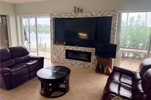 247 SE 6th St, Cape Coral, FL 33990 - Photo 9