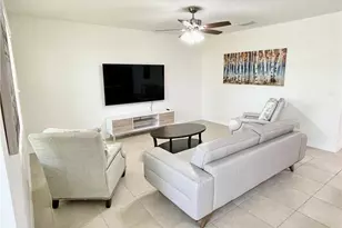 604 SW 26th St, Cape Coral, FL 33914 - Photo 9