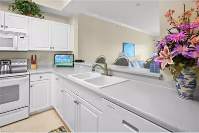 14621 Sherbrook Pl #105, Fort Myers, FL 33912 - Photo 9