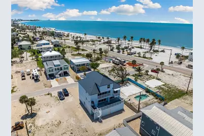121 Hibiscus Dr, Fort Myers Beach, FL 33931 - Photo 1