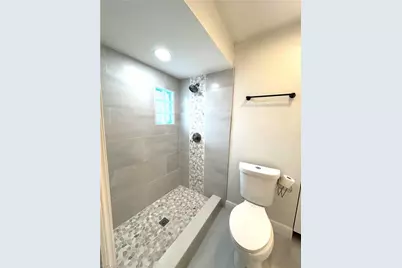 121 E 3rd St, Lehigh Acres, FL 33936 - Photo 9