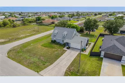 2010 NW 2nd Pl, Cape Coral, FL 33993 - Photo 29
