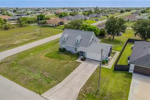 2010 NW 2nd Pl, Cape Coral, FL 33993 - Photo 29