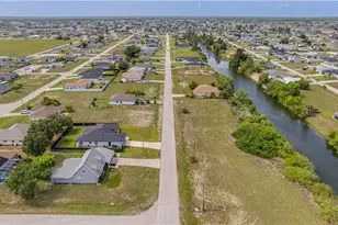 2010 NW 2nd Pl, Cape Coral, FL 33993 - Photo 33