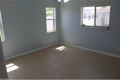 3006 SE 15th Pl, Cape Coral, FL 33904 - Photo 11