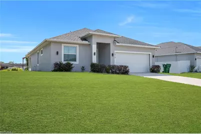 2013 Inglewood Cir, Labelle, FL 33935 - Photo 9